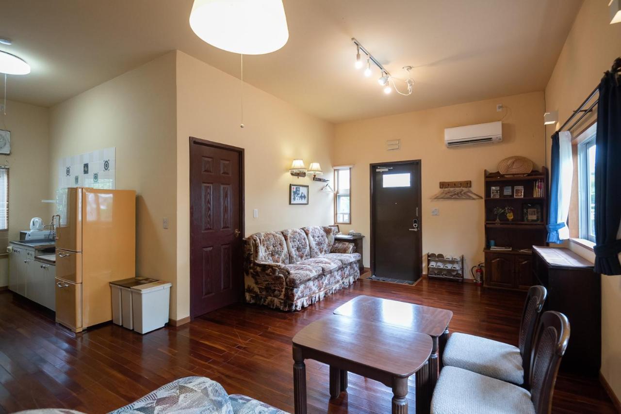 Apartamento コテージなかどまり Onna Exterior foto