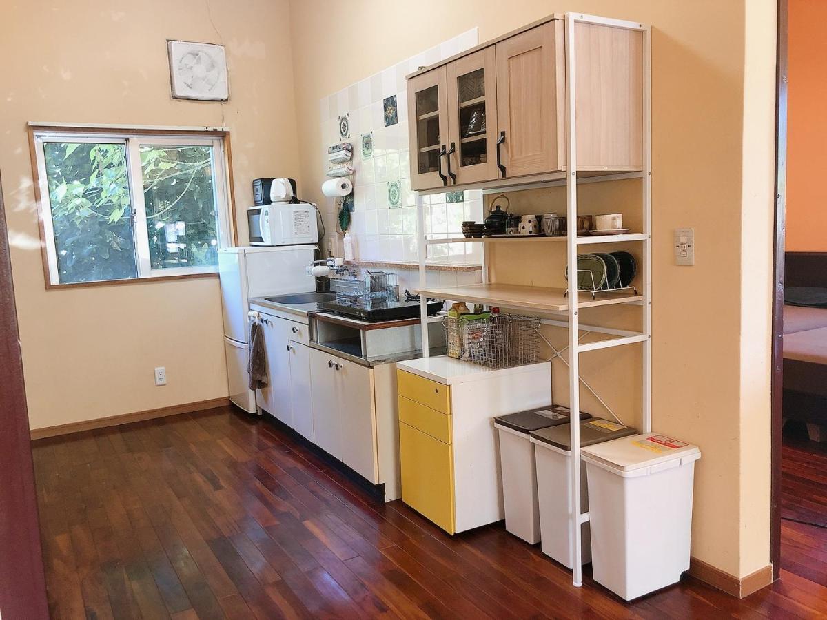 Apartamento コテージなかどまり Onna Exterior foto